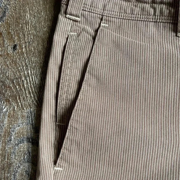 Horny  Toad Bermuda Shorts - Picture 4 of 7